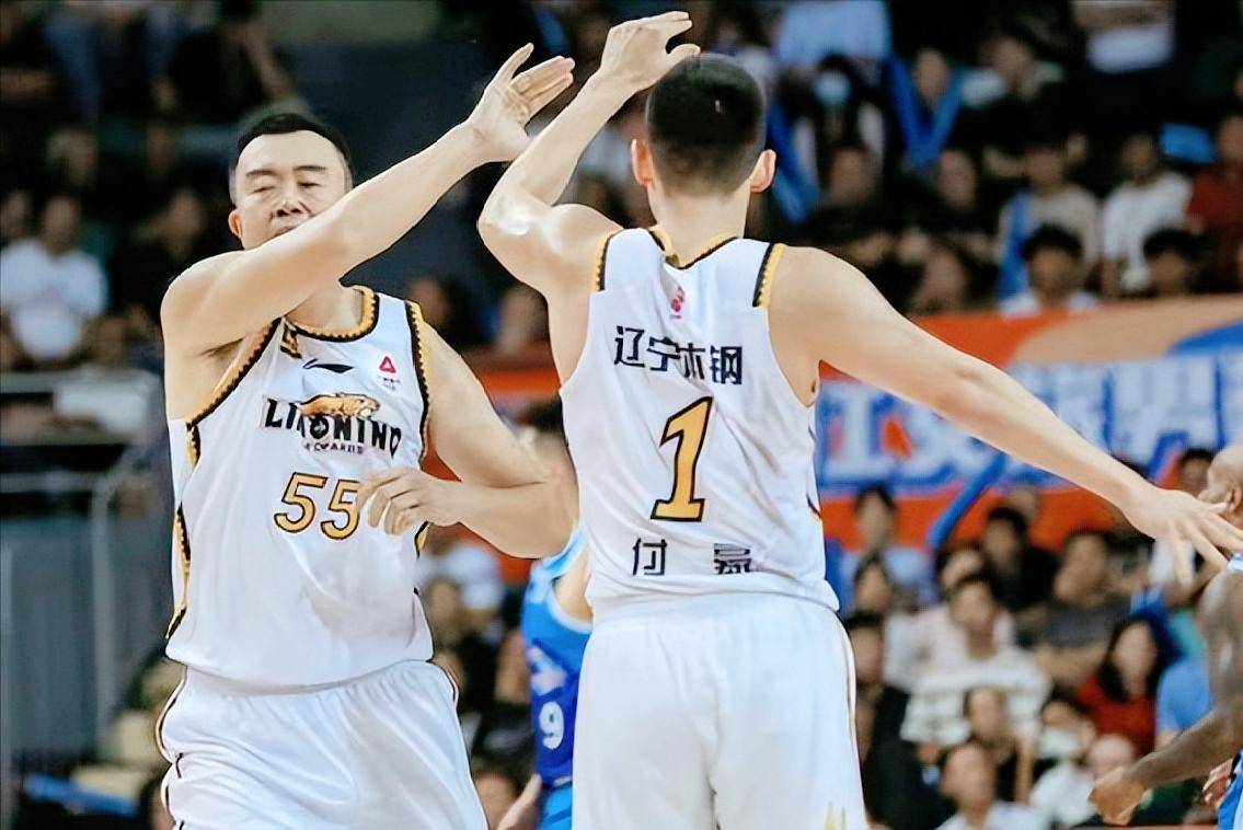 大连队主场险胜辽宁助力晋级季后赛