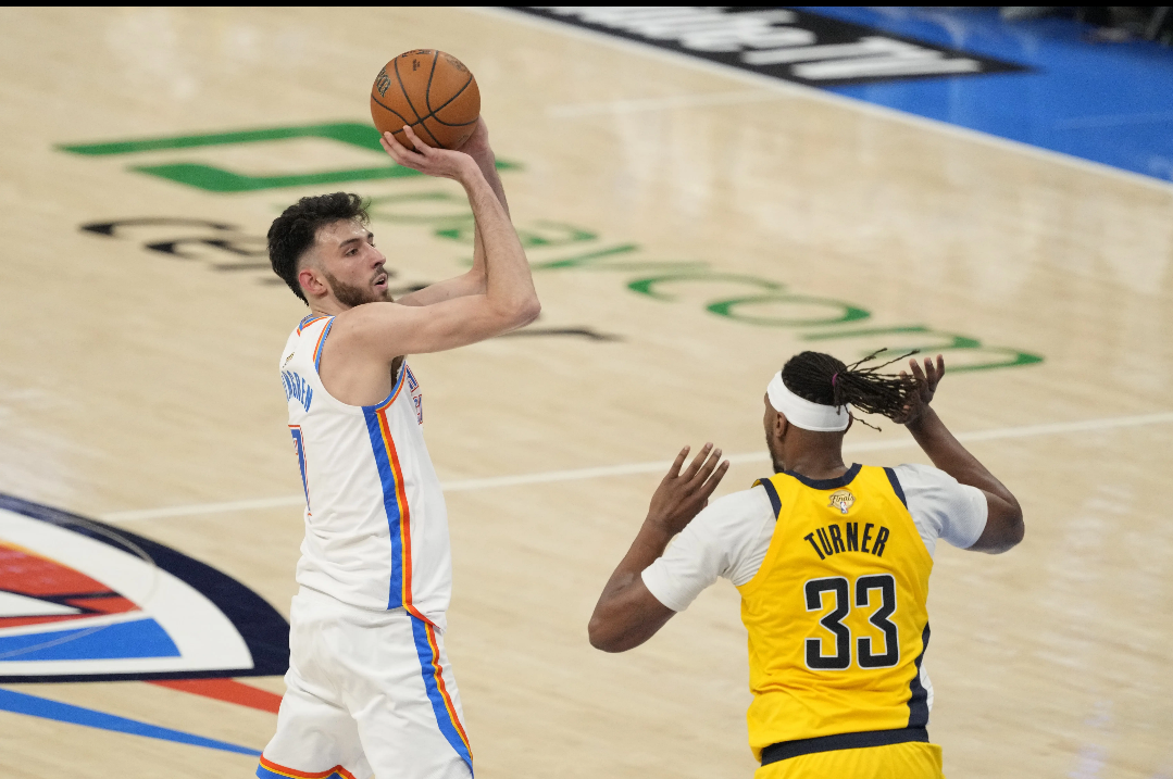 太阳大胜掘金，艾顿作用巨大，内线稳固的简单介绍