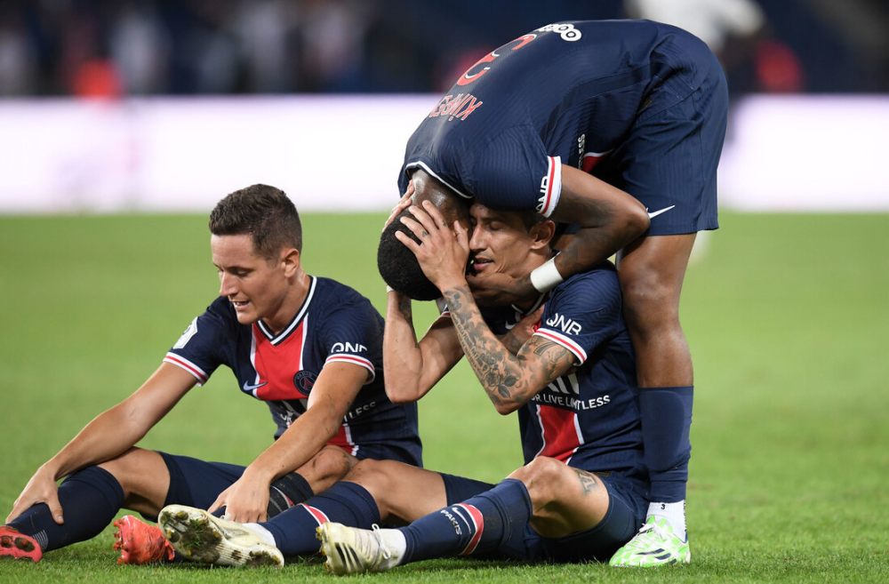 关于恩泽主场平哈弗尔，法甲积分榜排名持续不变的信息