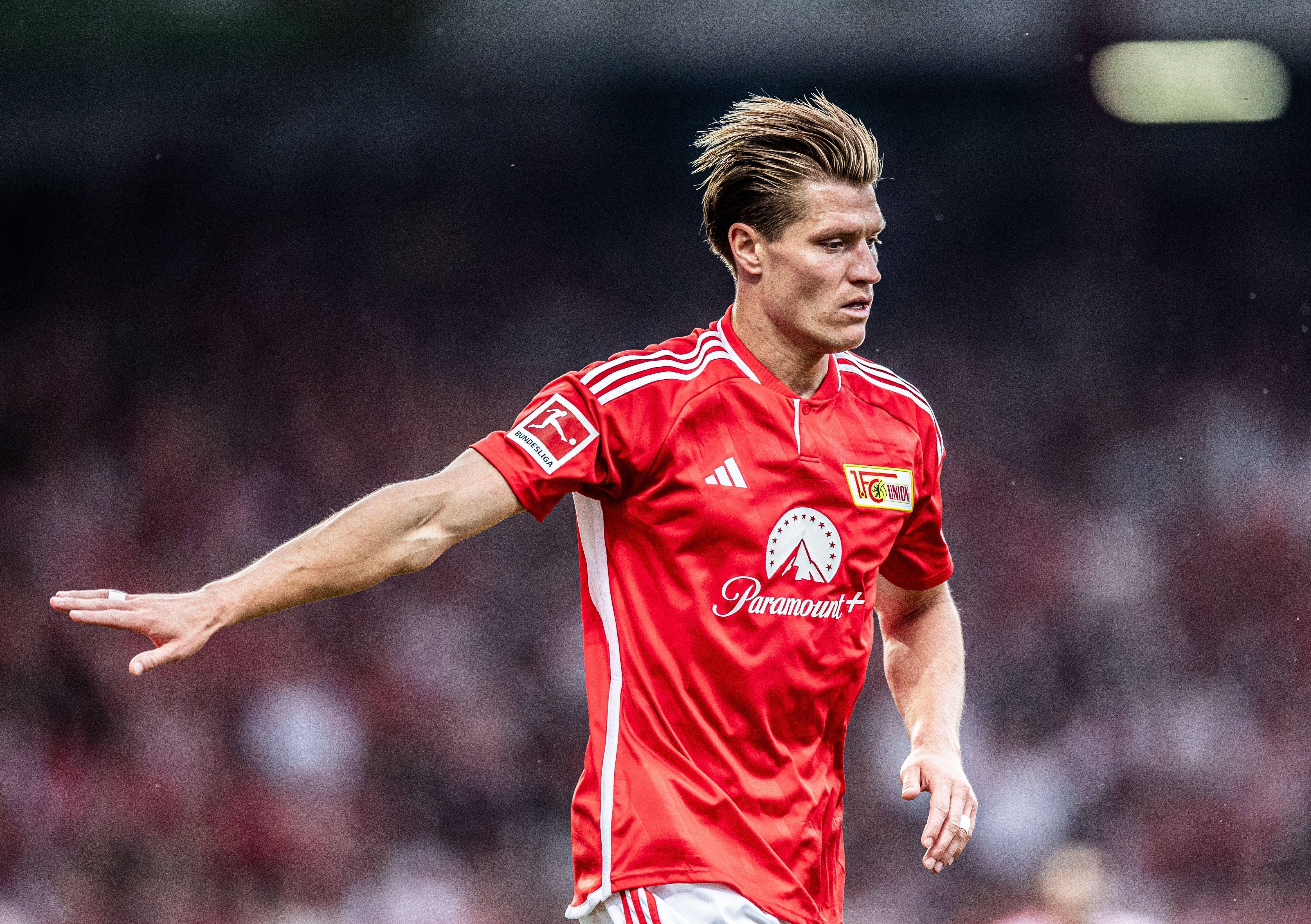 包含弗赖堡主场告负，球队防线问题待解的词条