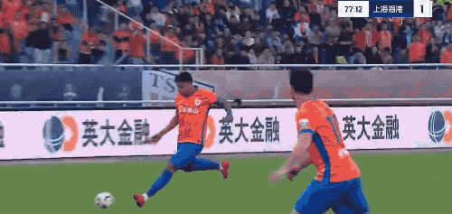 重庆上演绝地逆袭，中超比赛结果迎来大逆转的简单介绍