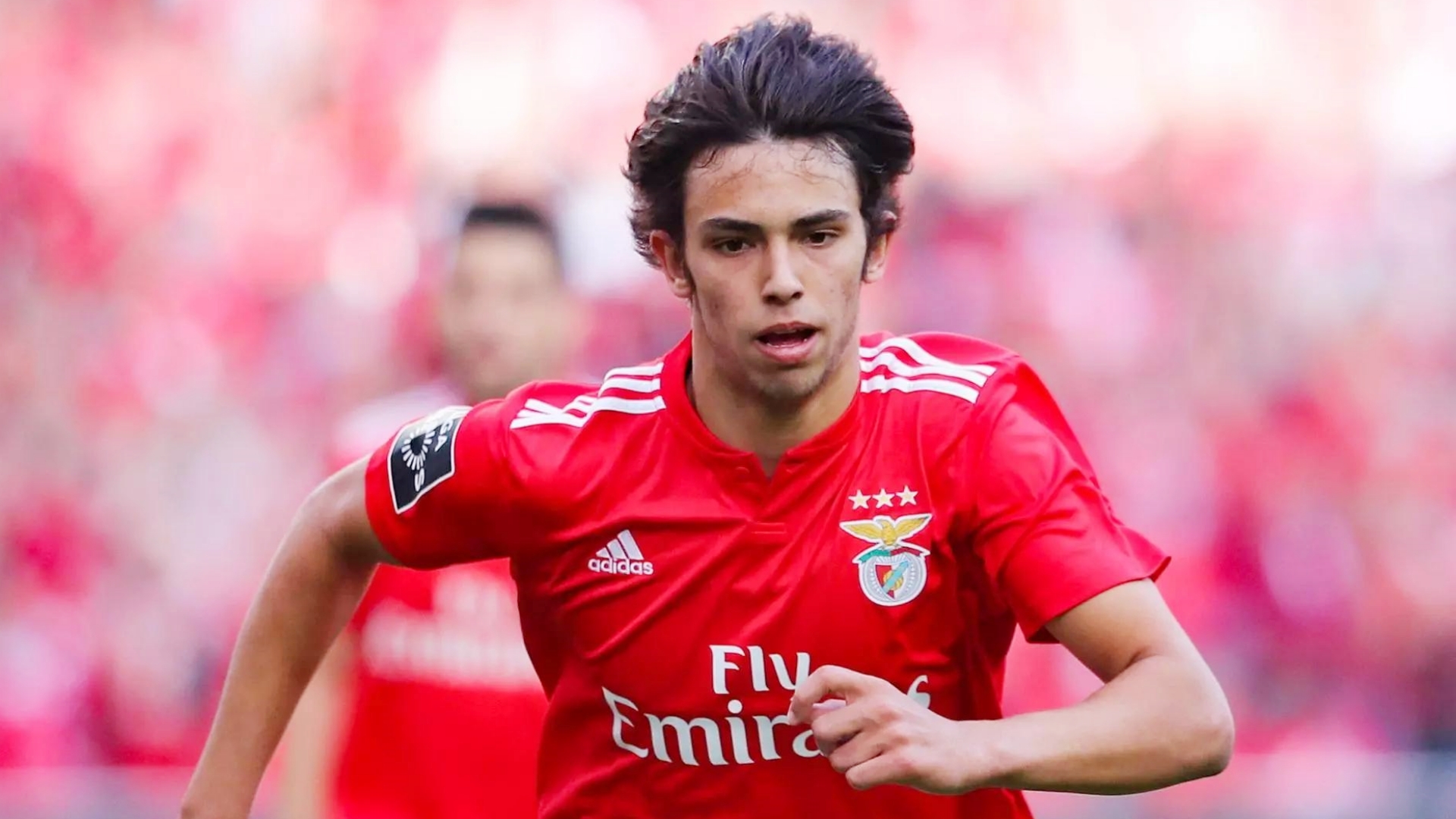 切尔西球星接受专访：谈及个人未来规划的简单介绍