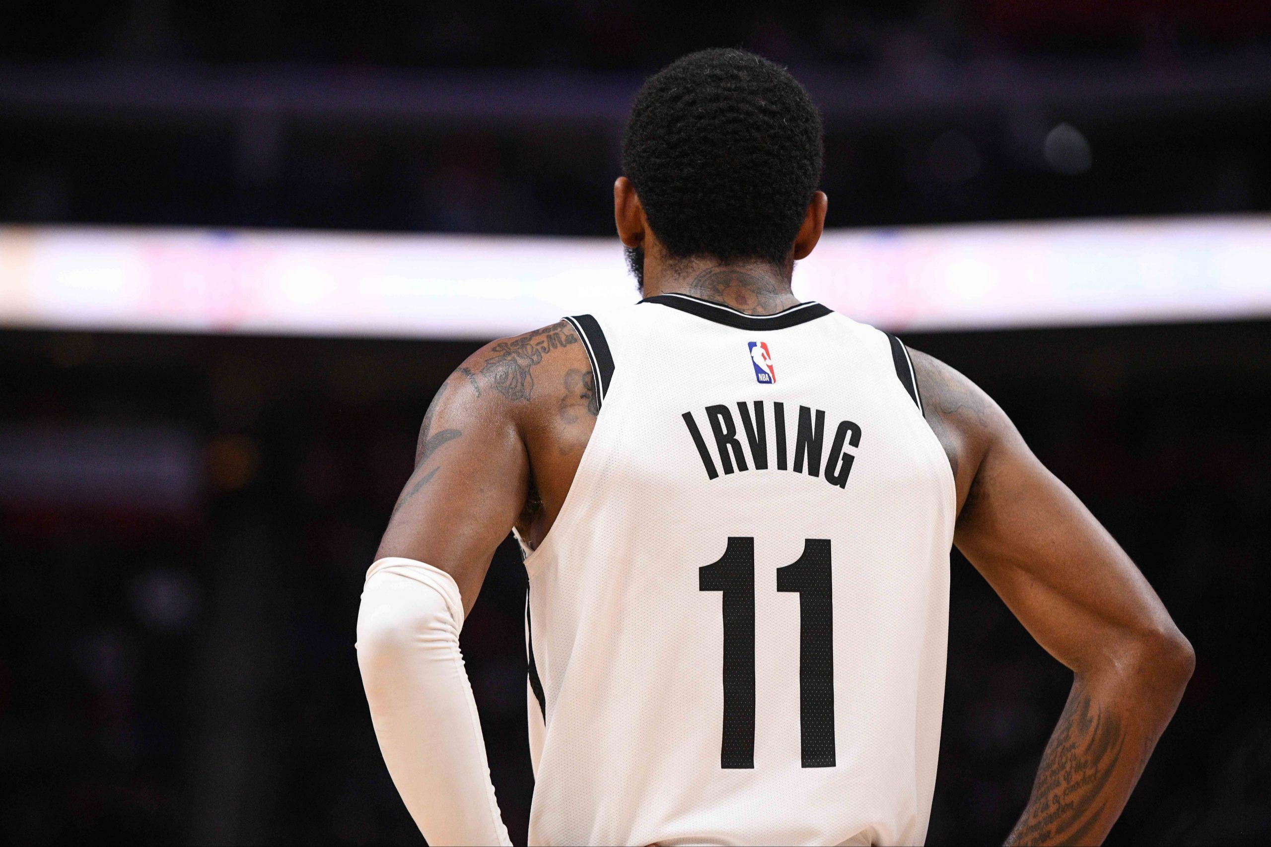 包含火箭翻盘澳大利亚男篮，欧文惊艳世界的词条