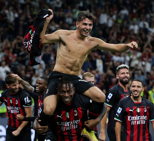 尤文翻盘曼联，福登扛起全队