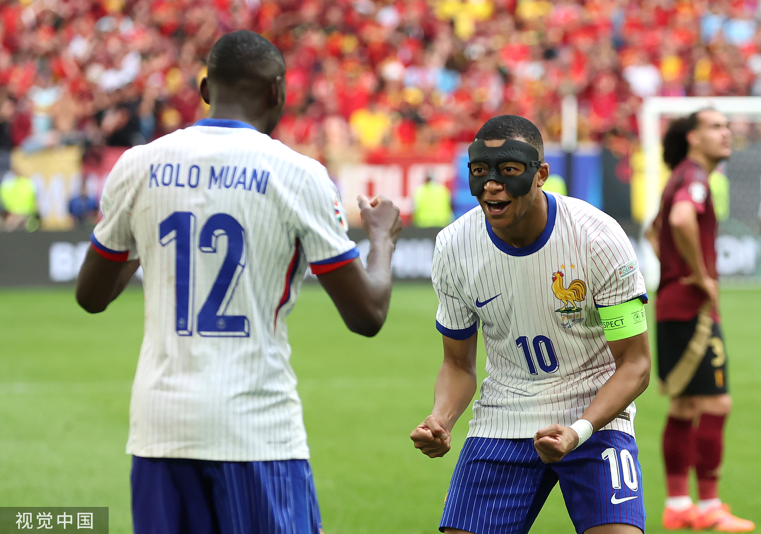 关于法国队完胜韩国队，梁靖崑点燃赛场的信息