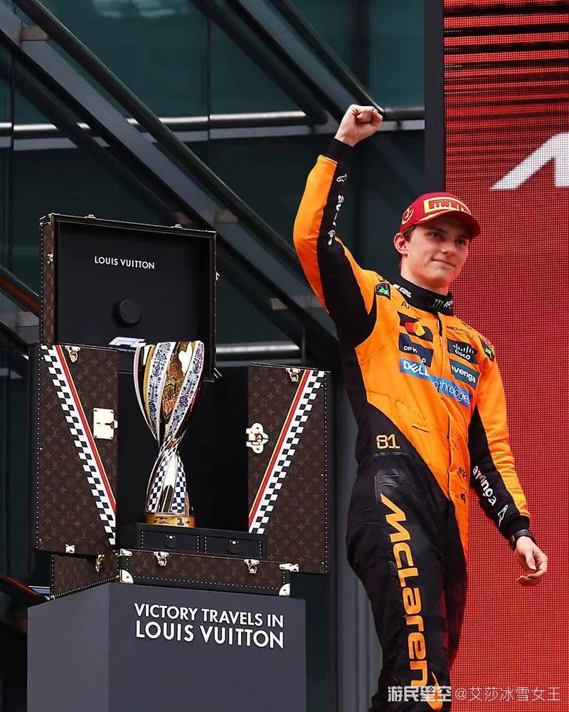 关于雷诺车队逆转索伯车队，阿隆索统治全场的信息