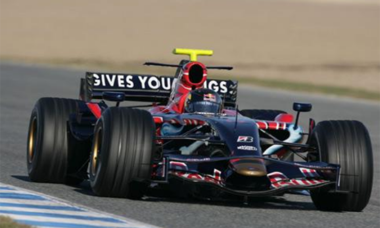 红牛二队碾压红牛车队,阿隆索带队取胜的简单介绍 红牛二队碾压红牛车队,阿隆索带队取胜的简单介绍