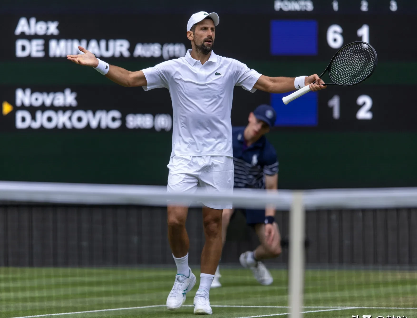 ATP总决赛翻盘温网,德约科维奇带队取胜 ATP总决赛翻盘温网,德约科维奇带队取胜