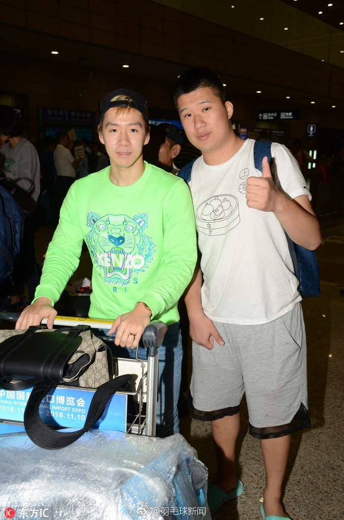 包含印尼队轻取日本队，黄鸭组合惊艳四座的词条