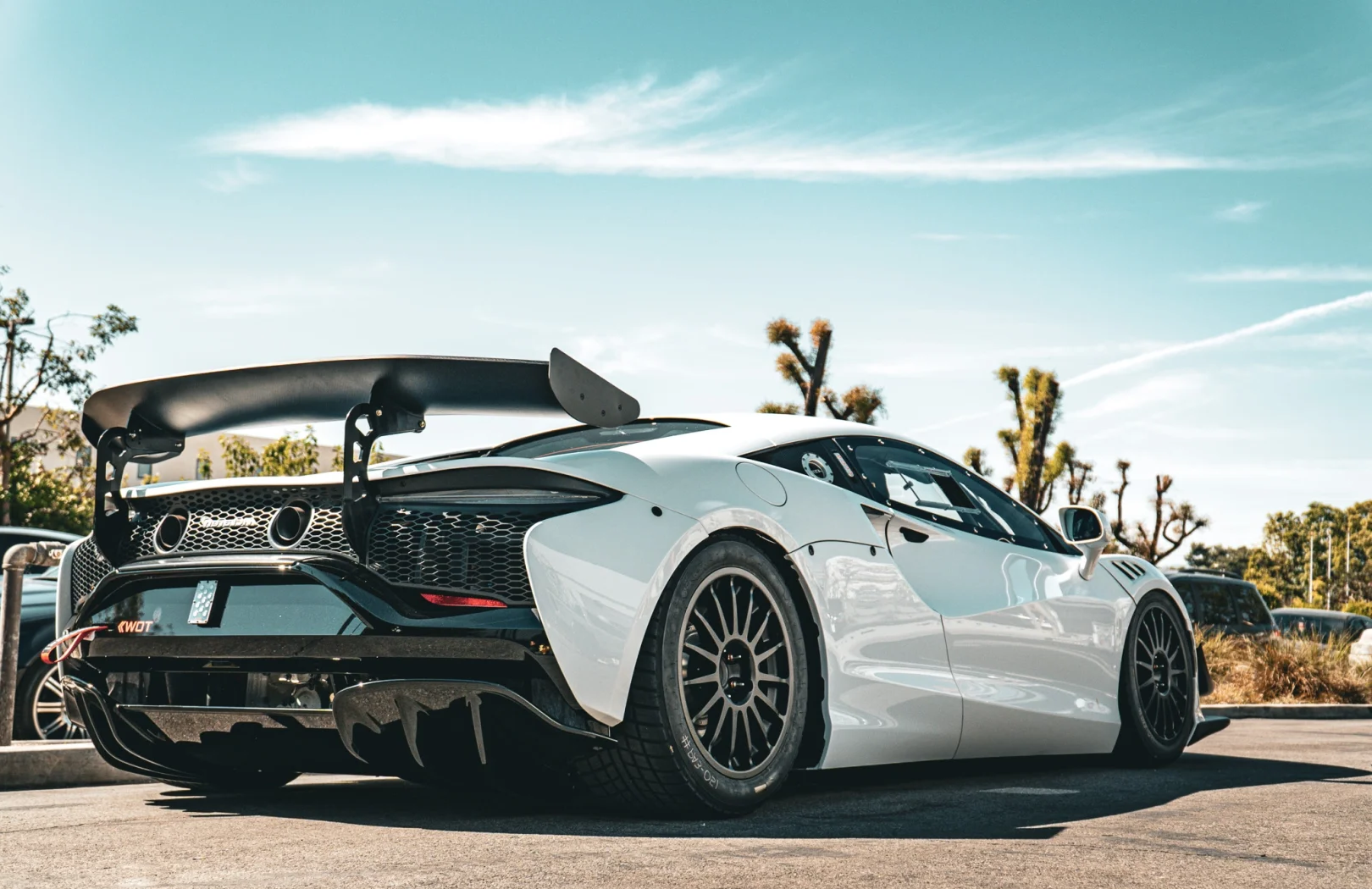 迈凯伦横扫哈斯车队，诺里斯惊艳四座的简单介绍