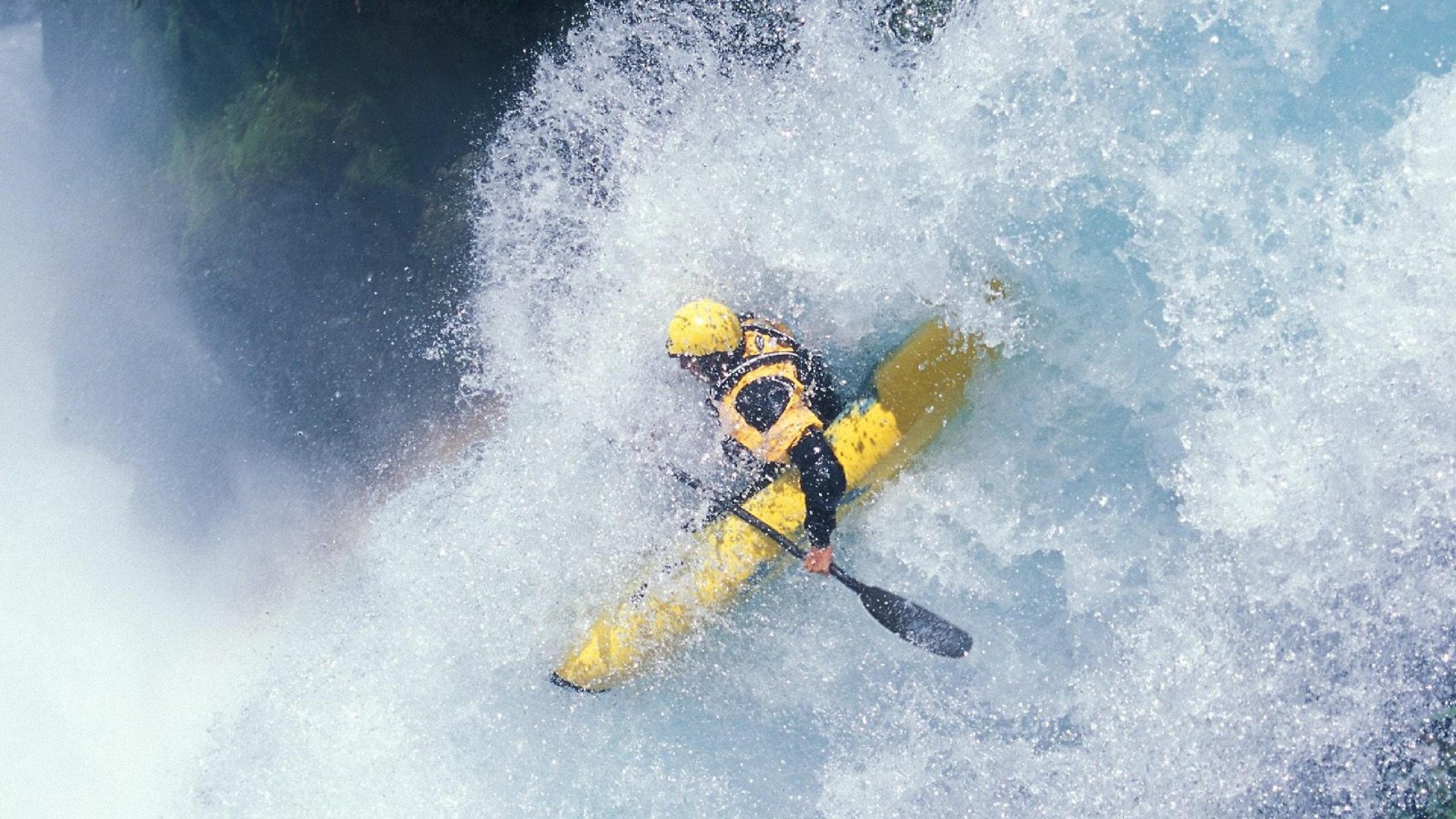 赛道风云，法拉利轻取雷诺，拉塞尔状态火热改写格局