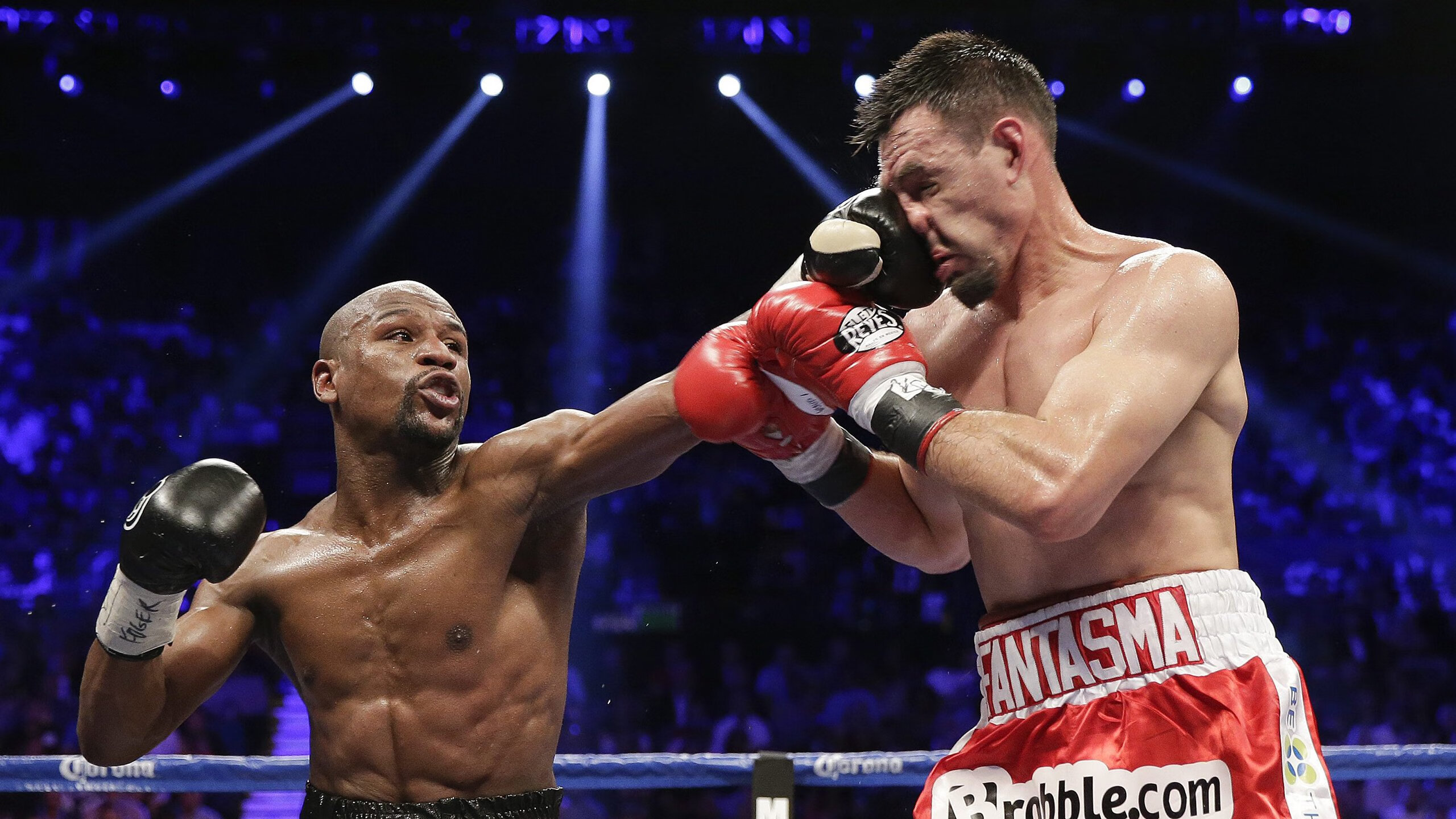 赛道上的终局之战，哈斯绝杀雷诺，汉密尔顿惊艳四座